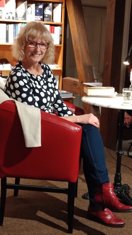 Mary Gibson bei der öffentlichen Lesung